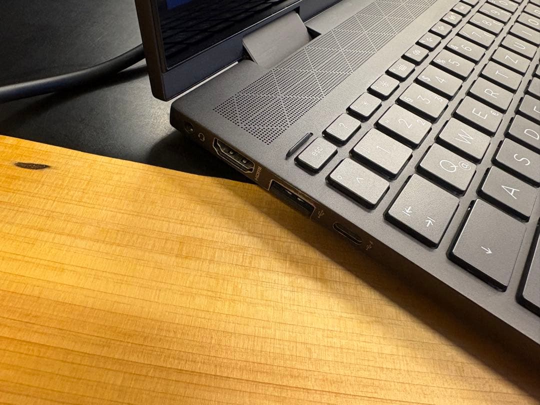 HP ENVY x360 15”16GB 512GB SSD タッチパネル PC