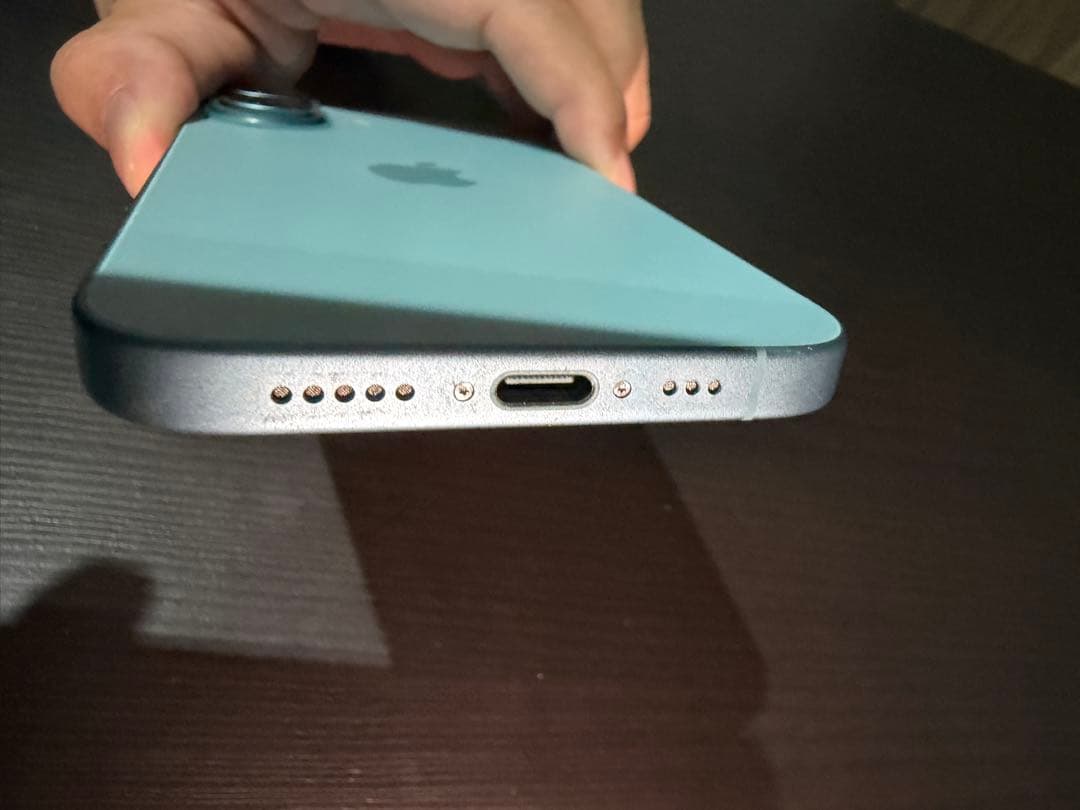 iphone16 128G ティール色