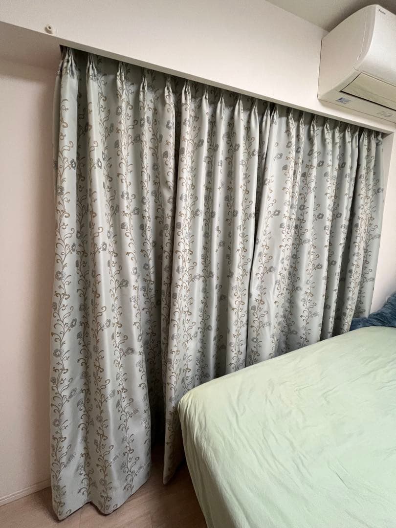 大塚家具　東リ　カーテン　遮光　横150cm×縦195cm×2枚
