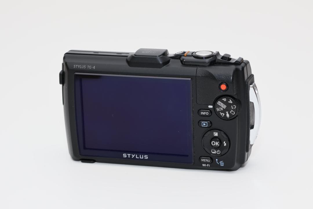 OLYMPUS TG-4 コンパクトデジタルカメラ　新品同様