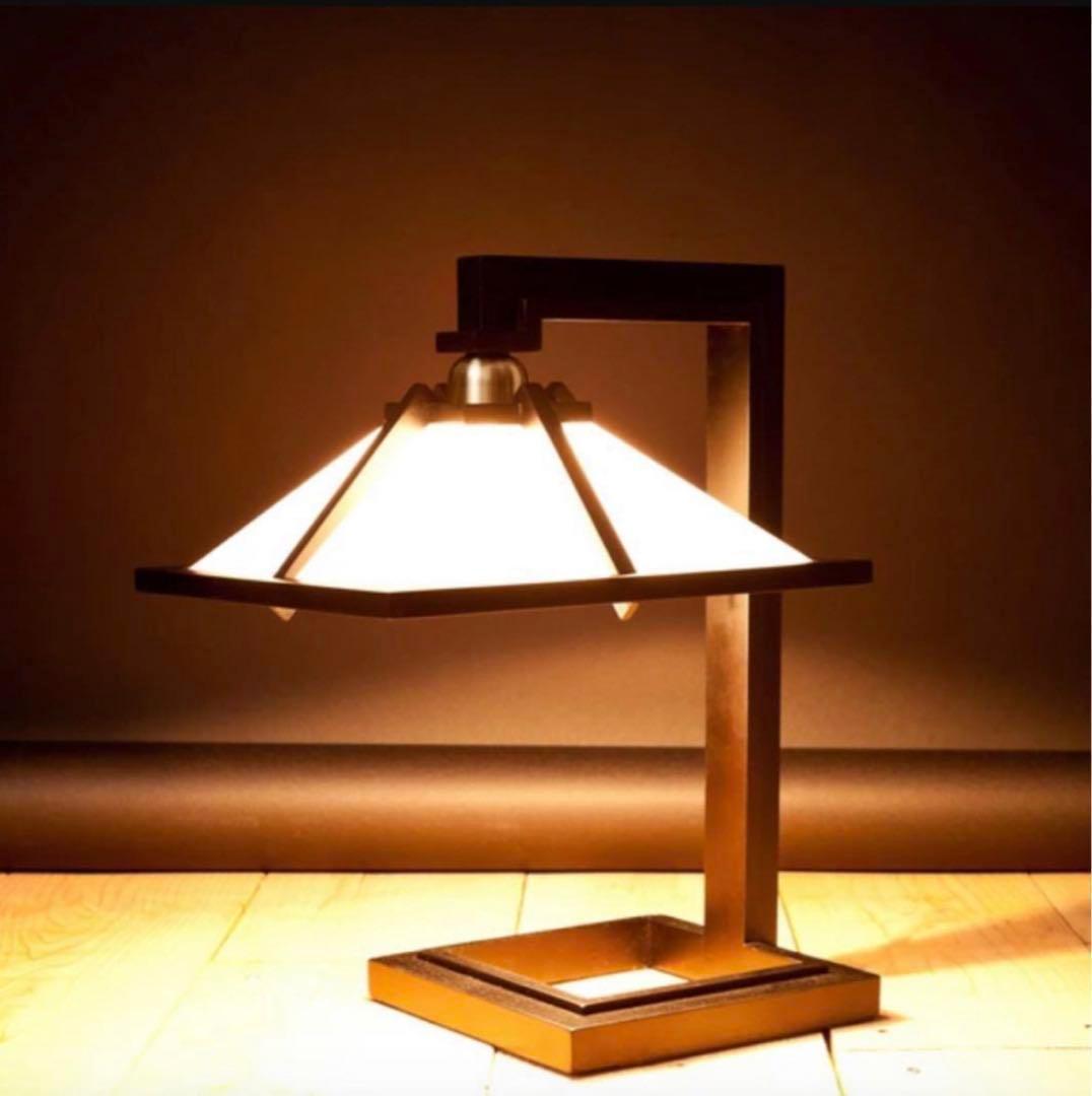 フランクロイドライト タリアセン１M　チェリー、ウォルナットブラウン、ブラック