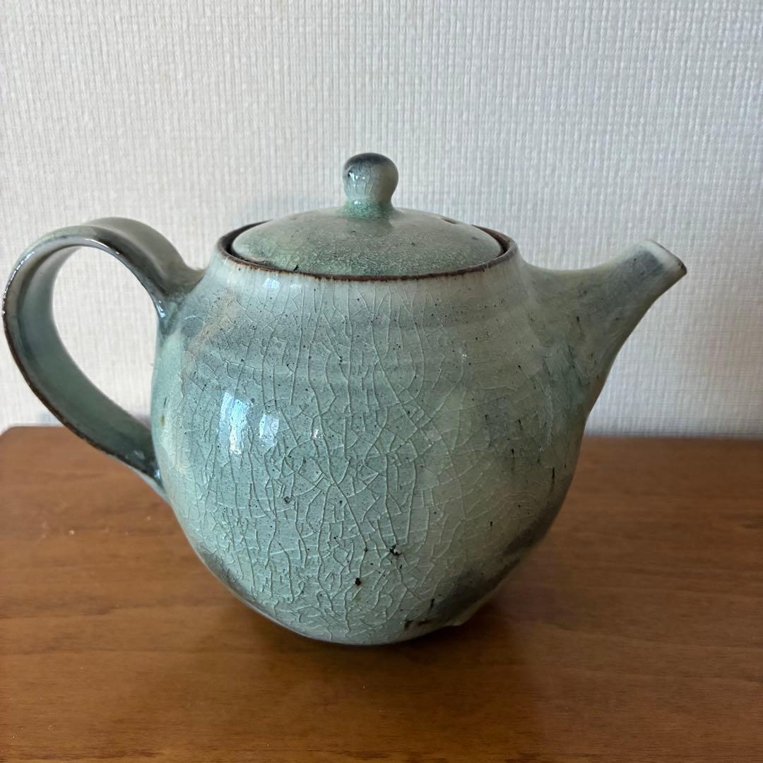 川口武亮さん　陶器ティーポット