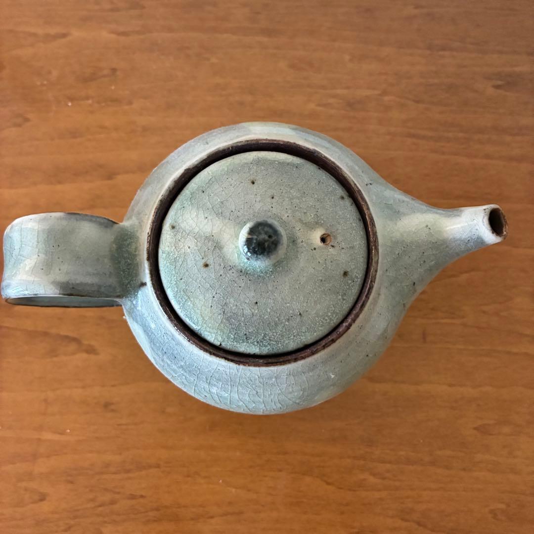 川口武亮さん　陶器ティーポット