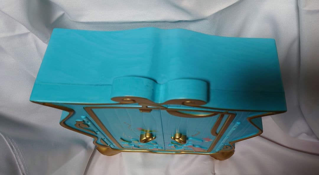 【希少】ディズニーストア ラプンツェル クローゼット