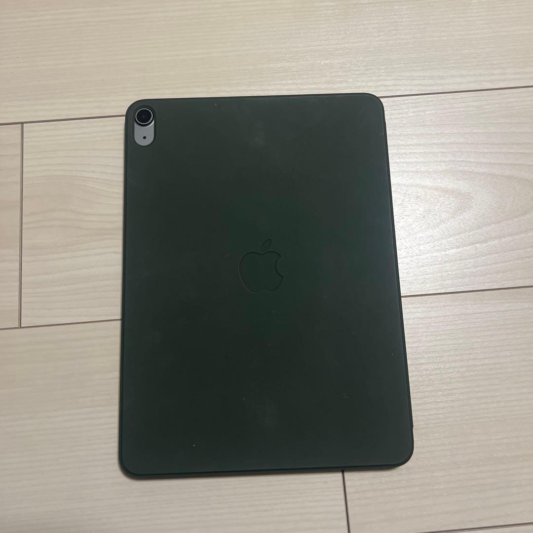 iPad Air 本体・Apple純正カバー付き