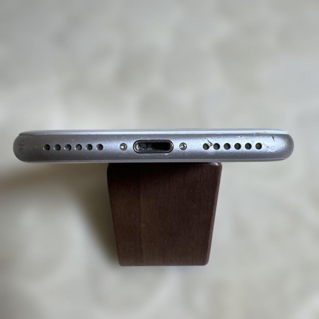 iphone8 256GB バッテリー76% カメラ部ヒビあり