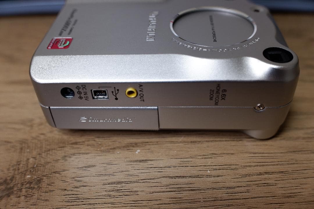 富士フイルム FUJIFILM FinePix 6800z 動作確認済 美品