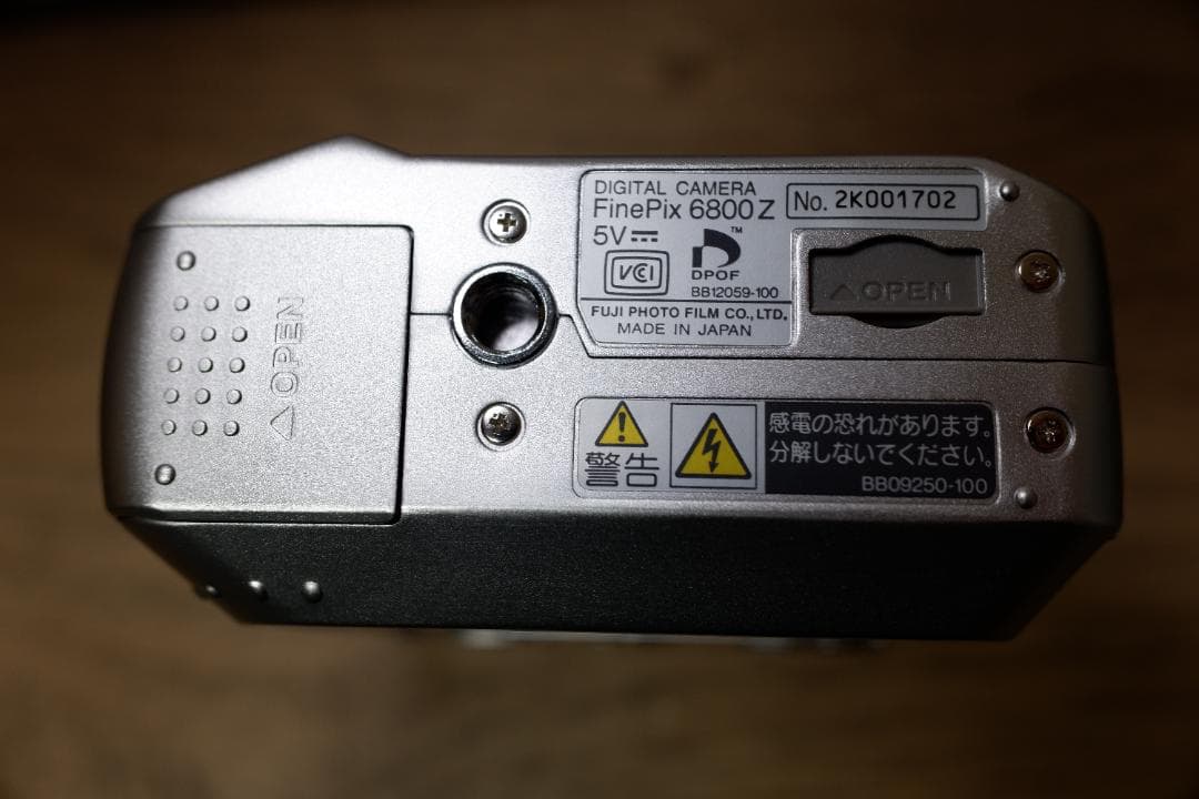 富士フイルム FUJIFILM FinePix 6800z 動作確認済 美品