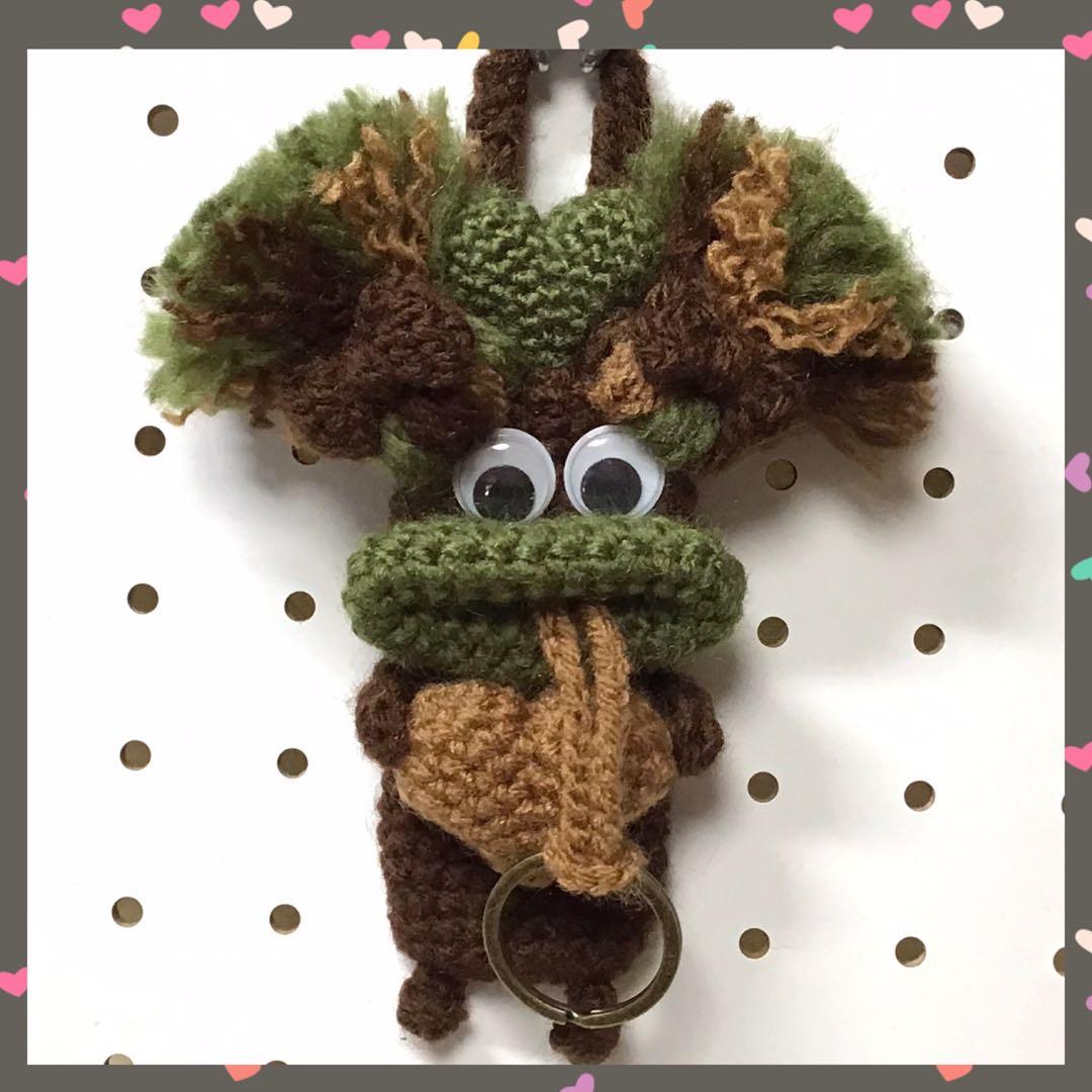 ベスページ　パクパクモンスターオーダー　キュートベビモンキーホルダー♡