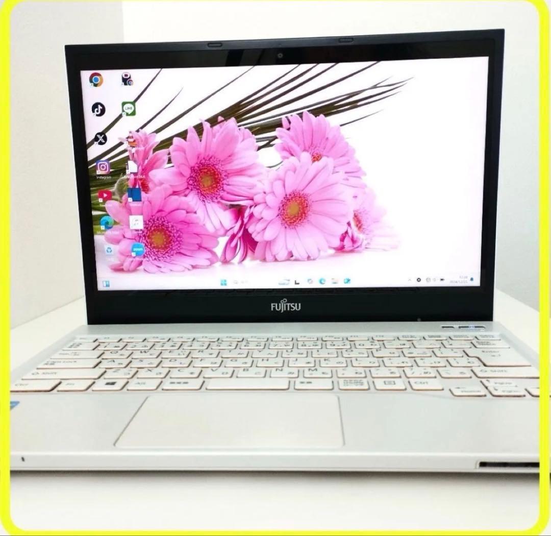 富士通 i5 ノートPC SSD256GB Windows 11 パソコン