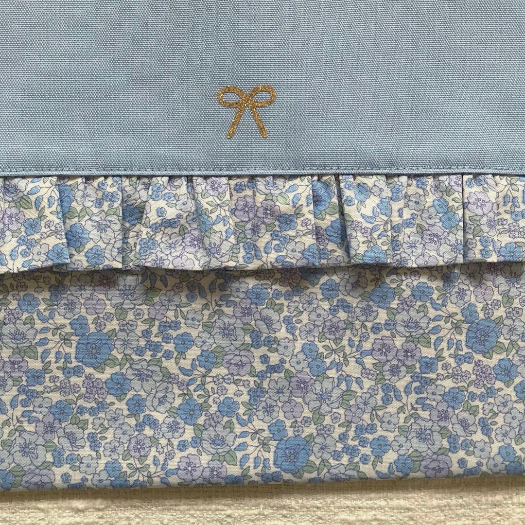 ぽち！小花柄フリルレッスンバッグ+上履き袋+体操服袋+給食袋　くすみブルー