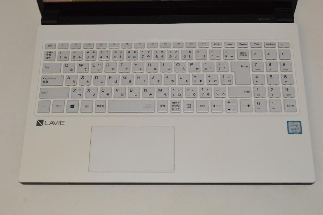 ホワイトLAVIE第8世代Corei7/32G/新品SSD1TB BD再生