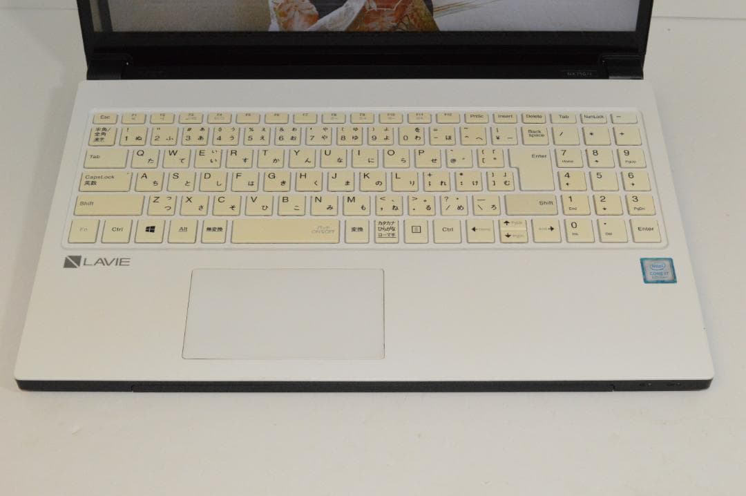 ホワイトLAVIE第8世代Corei7/32G/新品SSD1TB BD再生