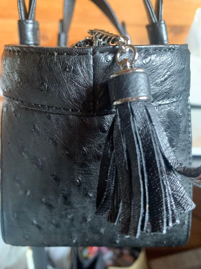 新品未使用 タグ付 高級 オーストリッチ 本革 リアルレザー ブラック 黒　箱付