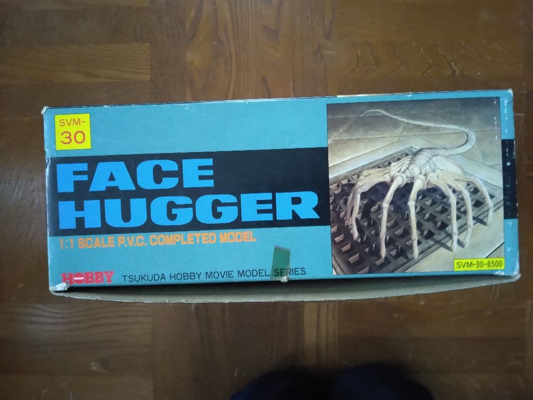 エイリアン　フェイスハガー　実物大