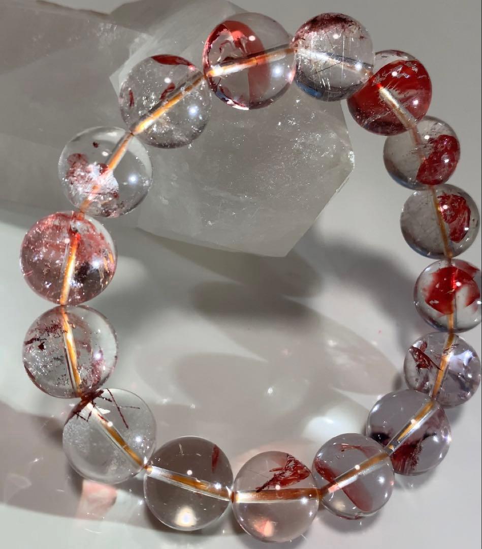 澄んだエネルギーが流れる❣️《高品質》　レッドオーロラクォーツ　ブレスレット