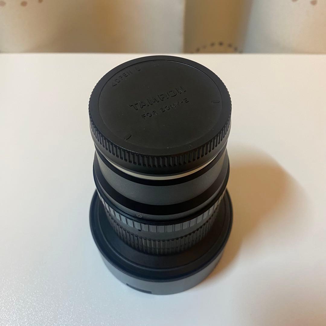 SAMYANG 12mm F2.8 魚眼レンズ　SONY　Eマウント