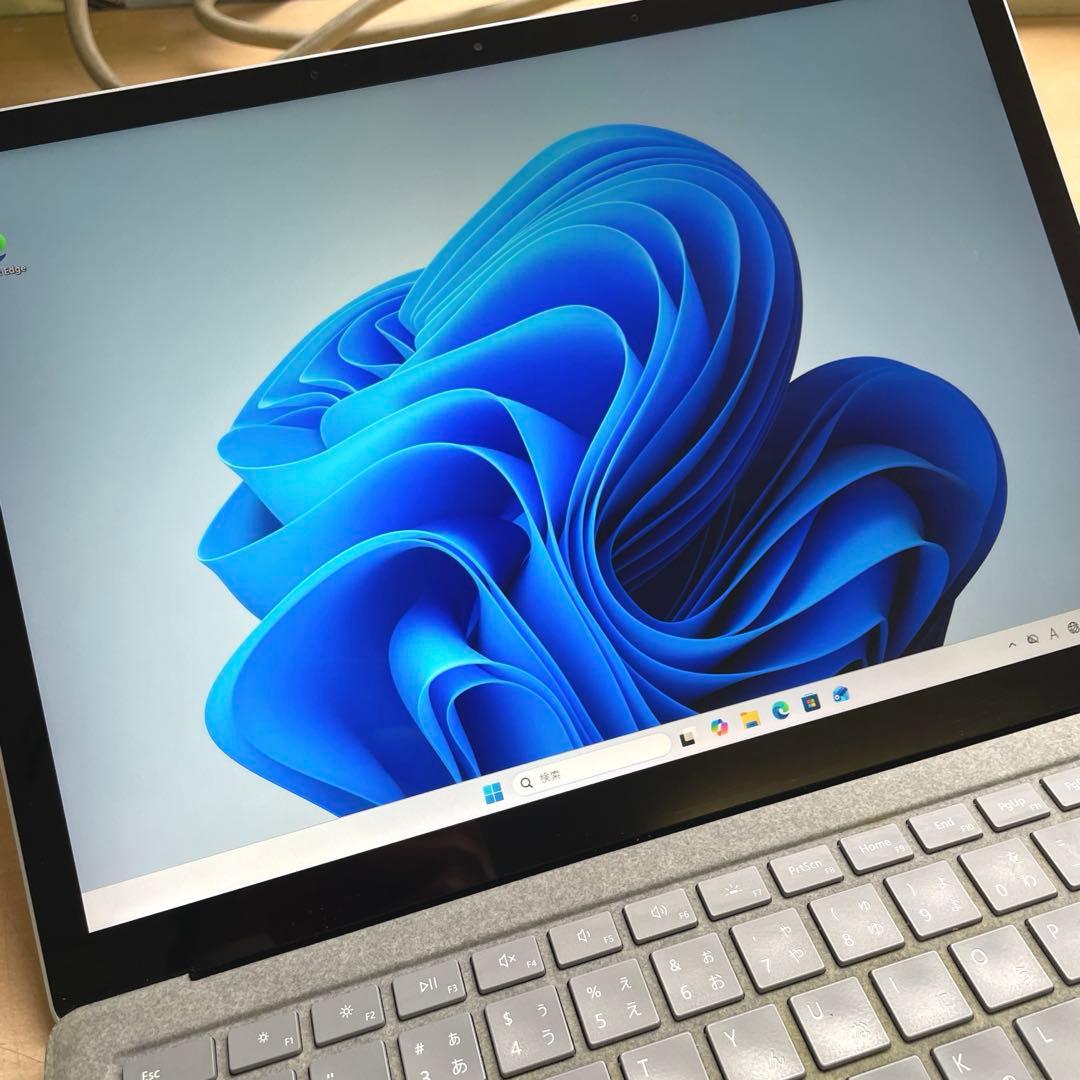 Surface Laptop2　第7世代 i5 メモリ8 256GB 美品　#7