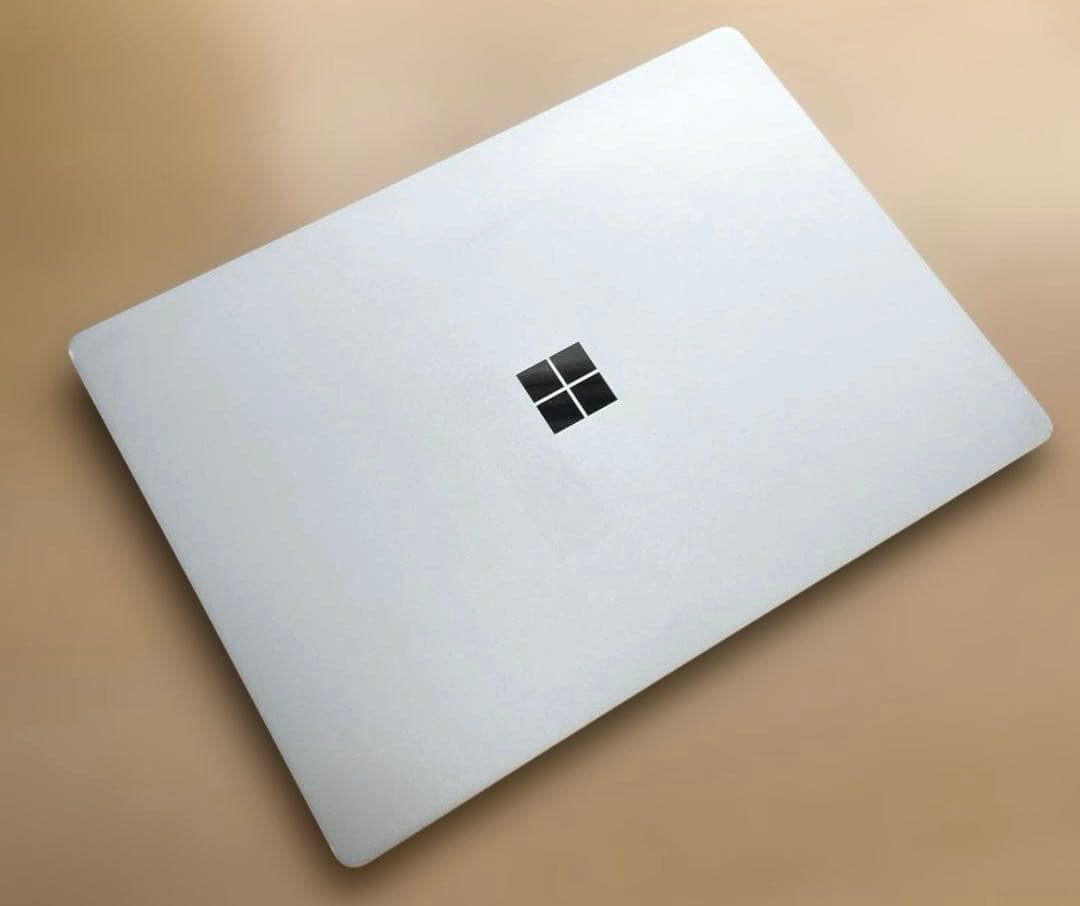 Surface Laptop2　第7世代 i5 メモリ8 256GB 美品　#7