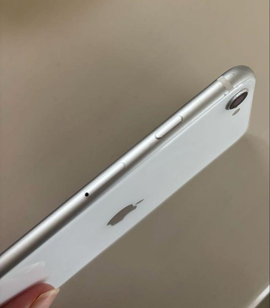 iPhoneSE第2世代 64GB ホワイト