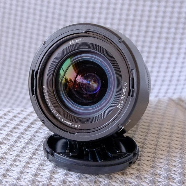 VILTROX AF 13mm F1.4 Xマウント