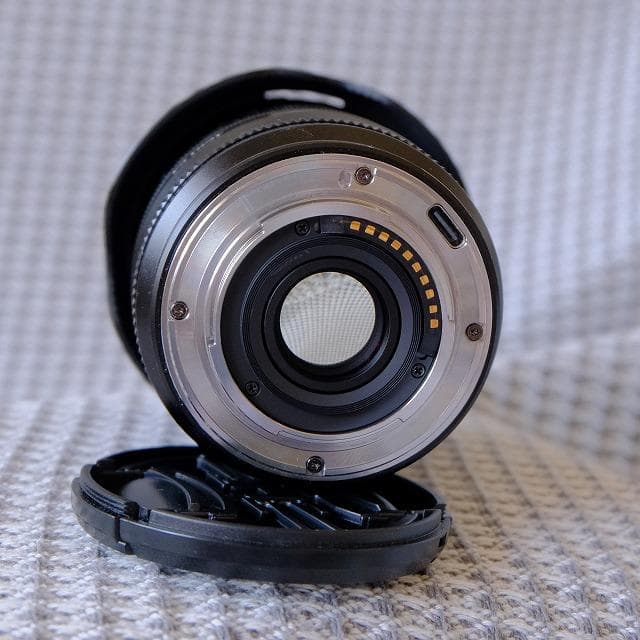 VILTROX AF 13mm F1.4 Xマウント