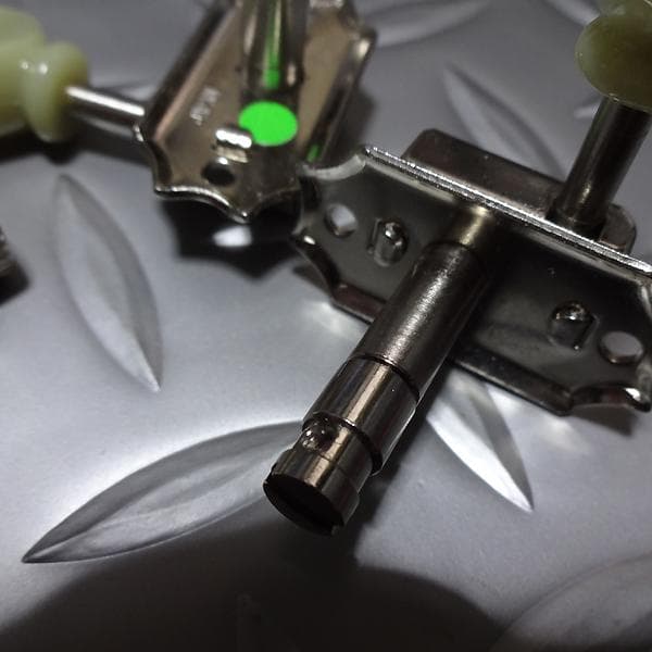 GOTOH クルーソン 3:3 マグナムロック Locking Pegs