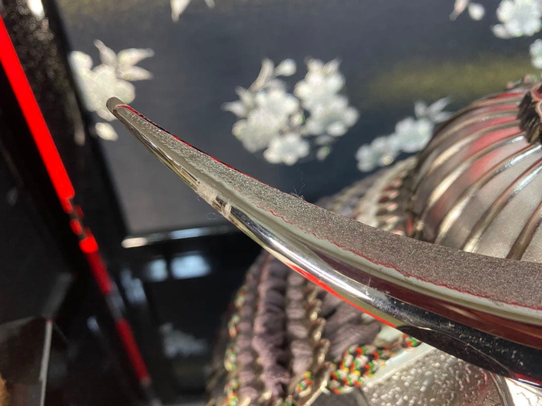 伊達政宗　五月人形　シルバー兜飾り収納セット　正絹糸　アウトレット