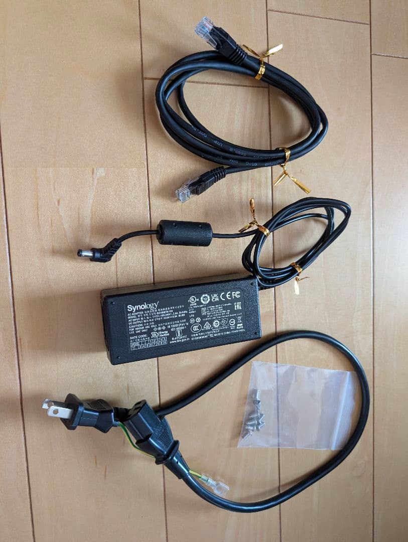 Synology DS220j NAS 本体セット（動作確認済み）