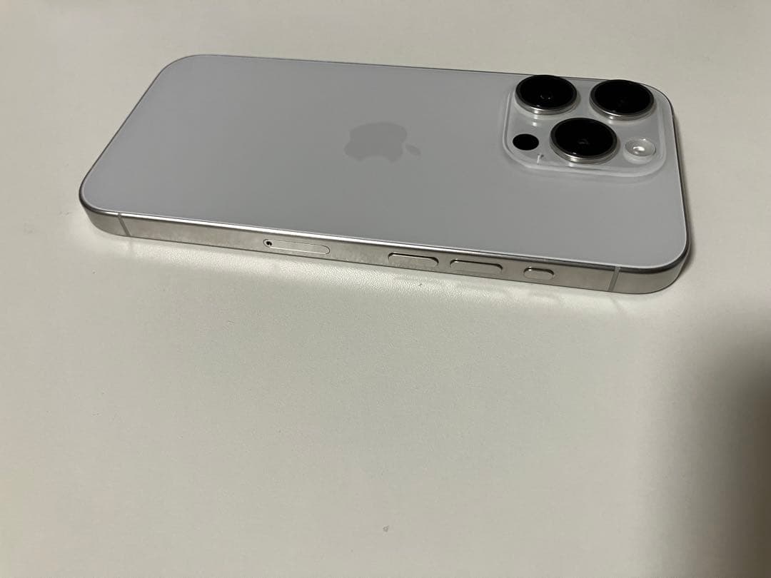 バッテリー&画面新品交換済Apple iPhone 15 Pro 256GB