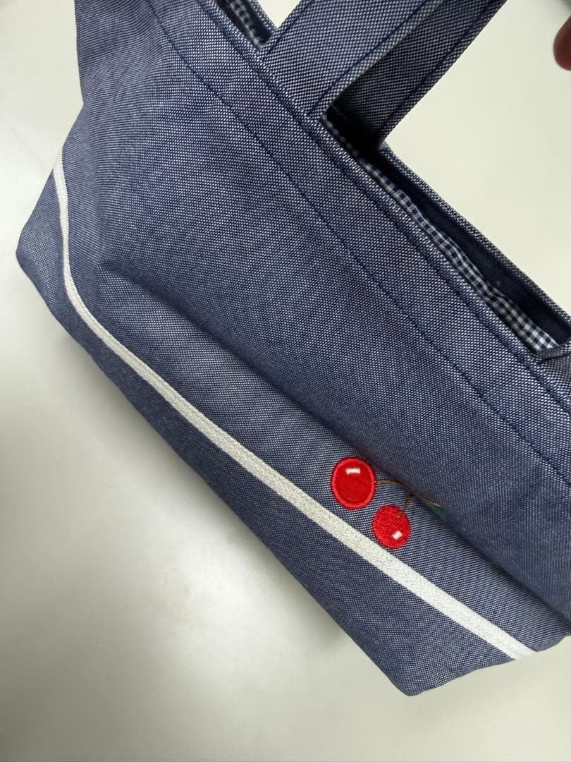 ファミリア　お弁当袋　ランチボックス入れ　お弁当入れ　ランチバッグ