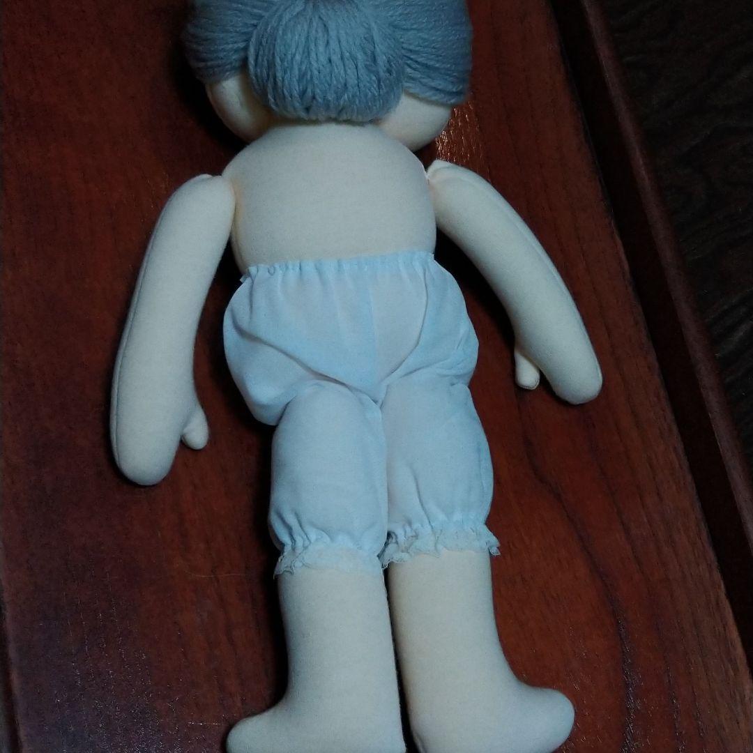 着せ替え文化人形おばあちゃんと、3パターンの洋服