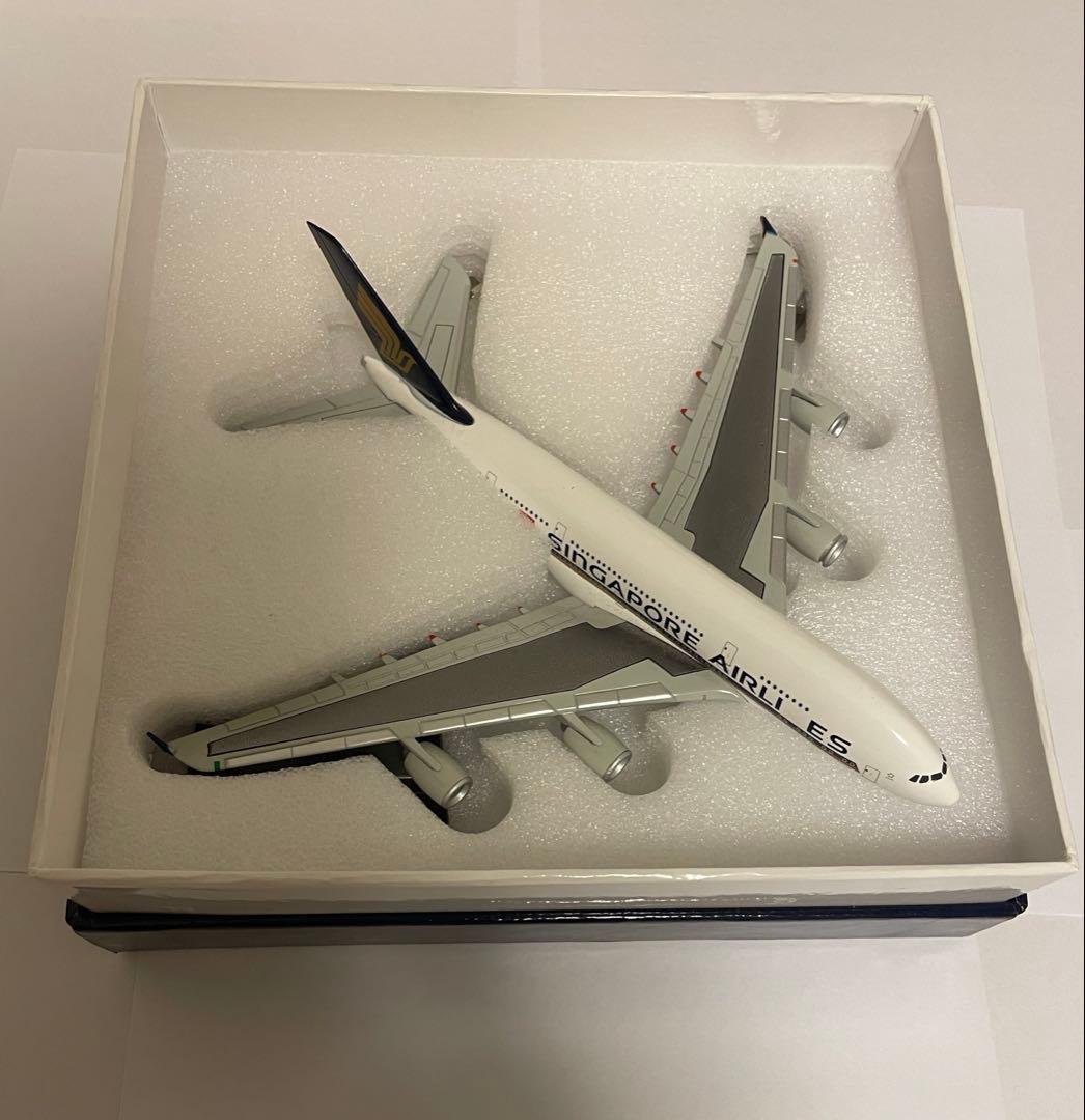 航空機・ヘリコプター Singapore Airlines Airbus A380-800 1:400