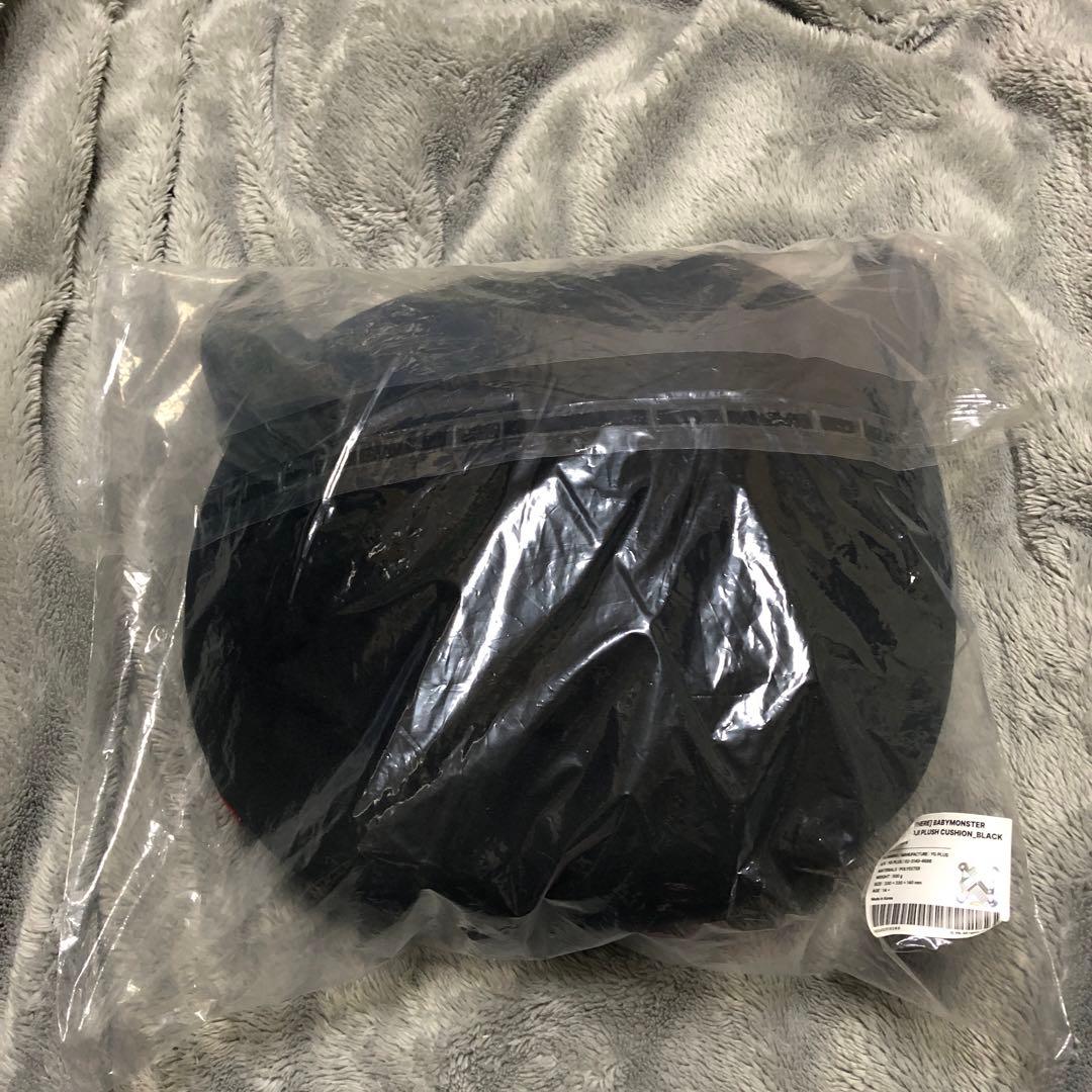 K-POP ぬいぐるみ クッション　BABYMONSTERの公式グッズ　黒