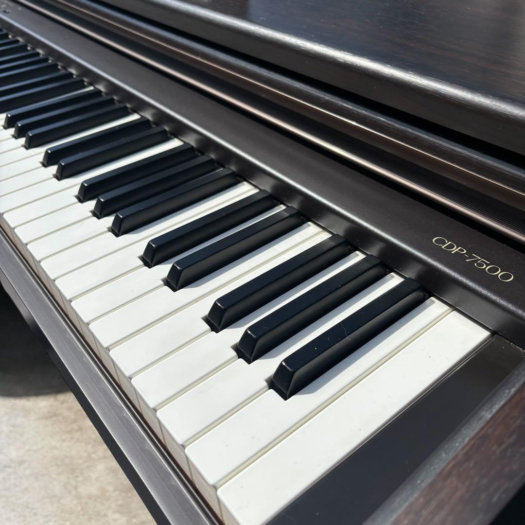 【関西無料配送】CASIO 電子ピアノ CDP-7500 88鍵 椅子付 木目