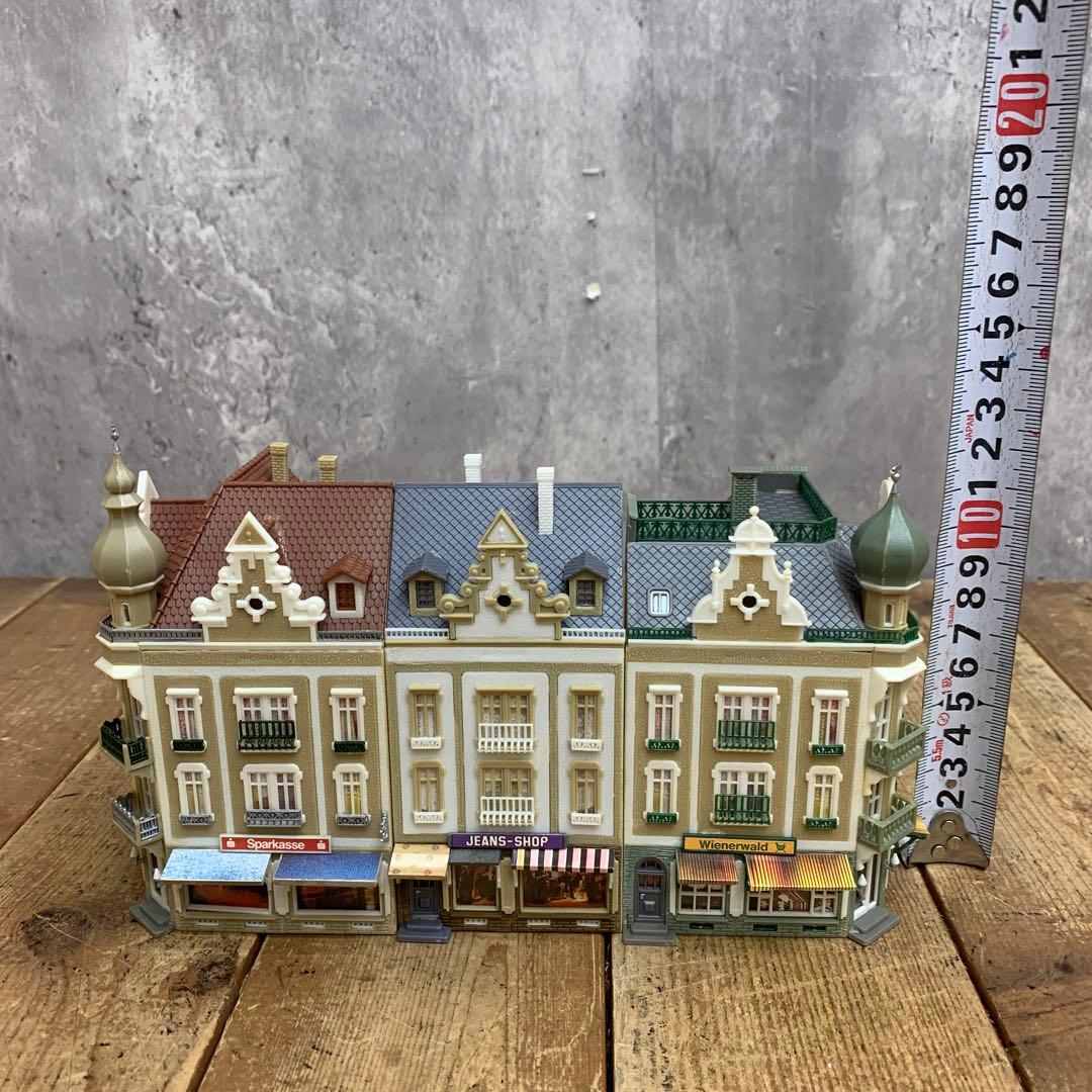 3F 【精巧】欧州 ヨーロッパ 街並み ストラクチャー 模型 ジオラマ 外箱付