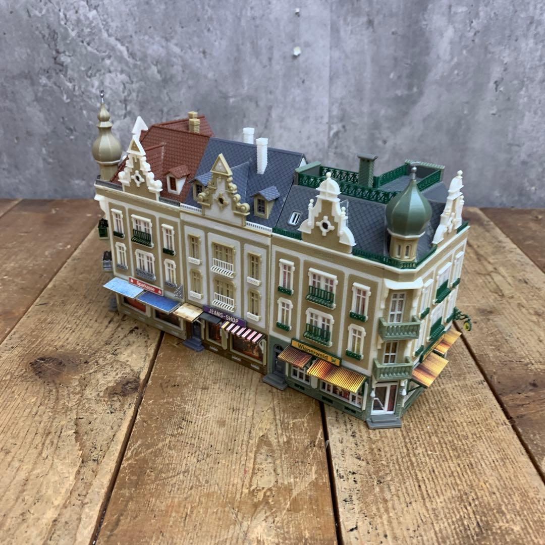 3F 【精巧】欧州 ヨーロッパ 街並み ストラクチャー 模型 ジオラマ 外箱付