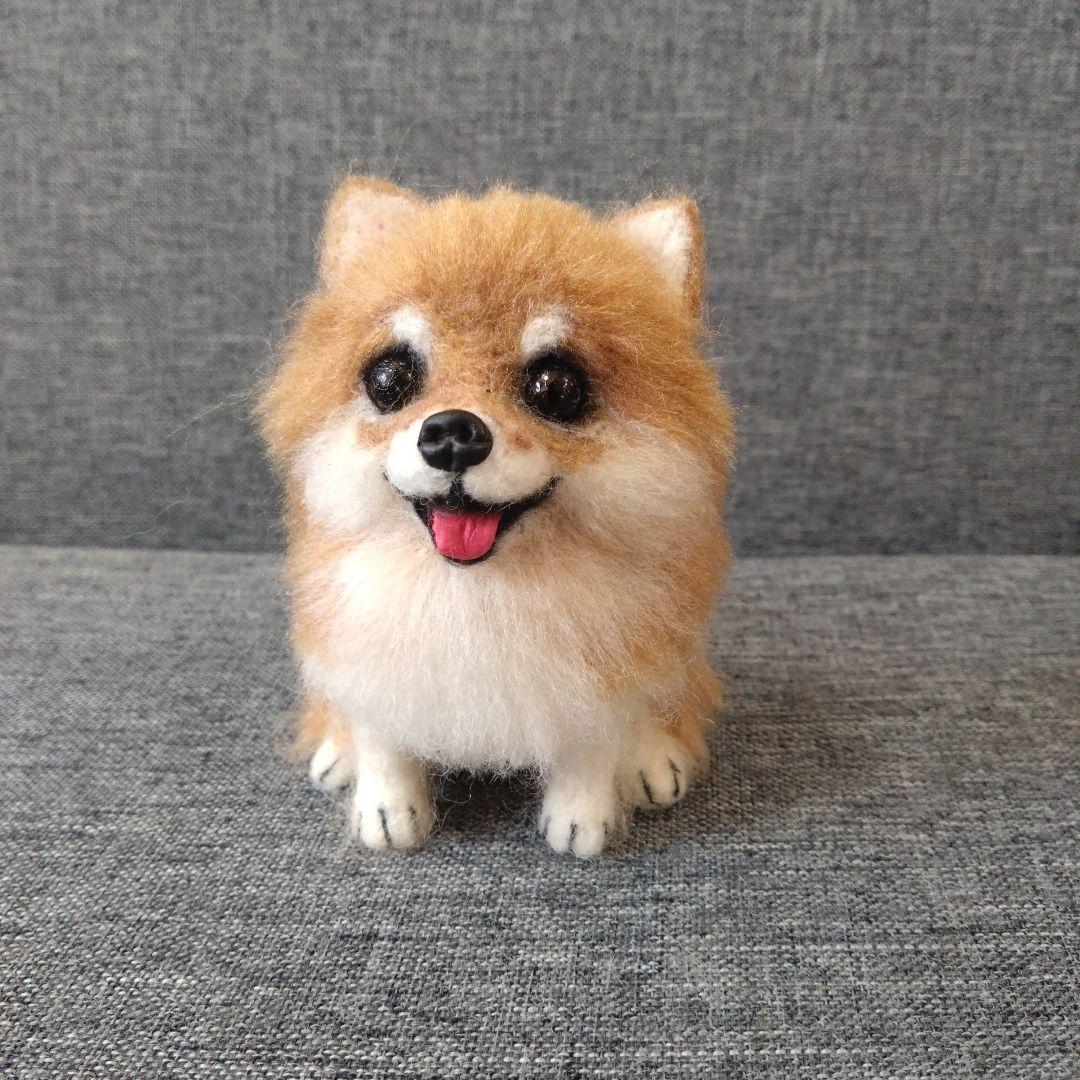 羊毛フェルト ポメラニアン ハンドメイド　犬　ぬいぐるみ　置物