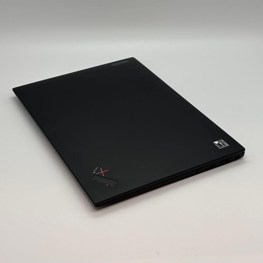 【訳あり】ThinkPad X1 Carbon Gen9 i7-1185G7