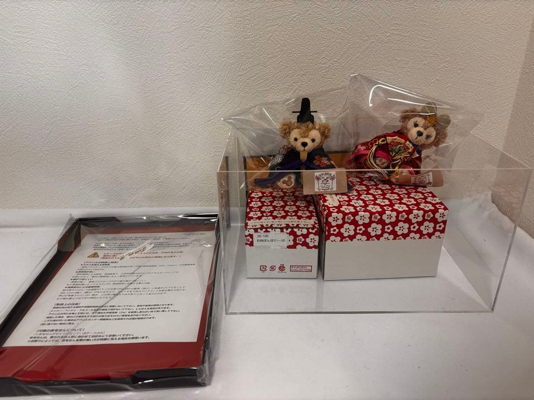 ぼんぼり＆屏風付き・ダッフィー　シェリーメイ　ケース付雛人形　ひな人形　ひな祭り