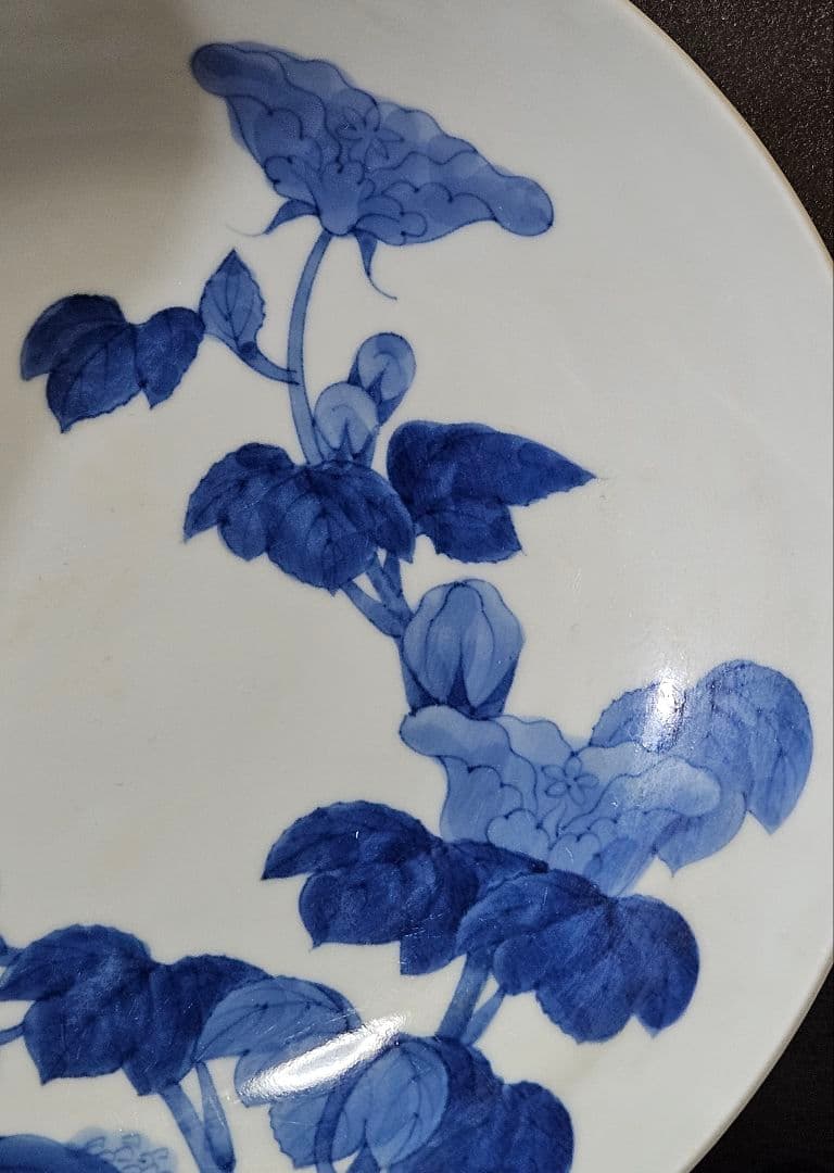 【本物保証❗】江戸時代後期　後期藍鍋島　芙蓉の図　径 約20.8cm　櫛高台皿