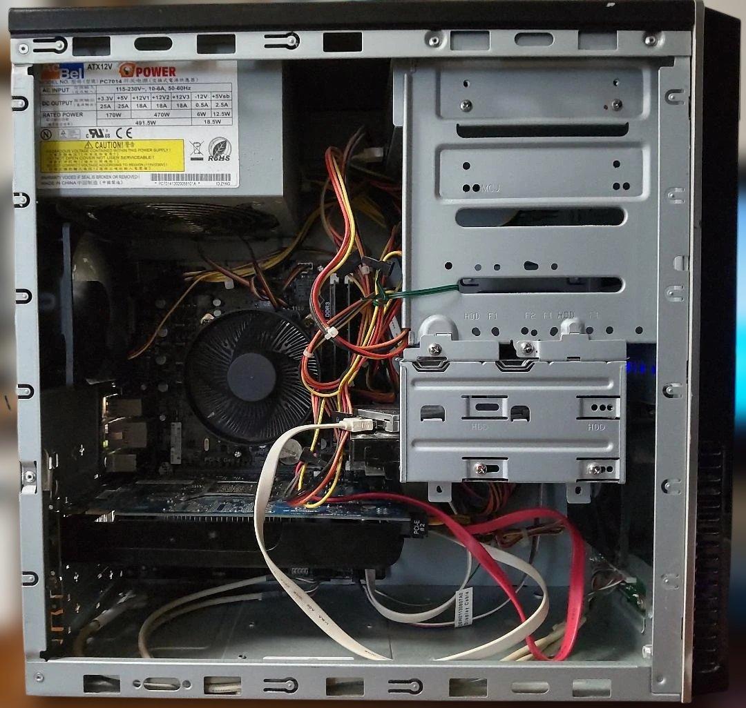 デスクトップ型PC　WIN11 i7 2700K ＋SSD＋HDD＋RAM8G