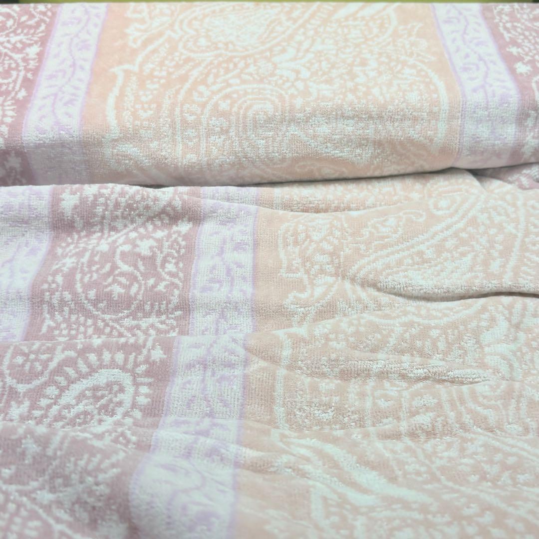 イヴ・サンローラン　洗えるタオルケット　ピンク　140×190cm