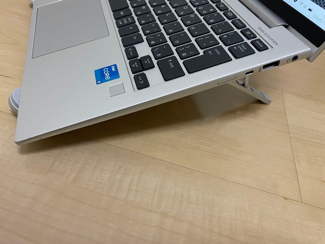 HP EliteBook 830 G10 i5 16GB 512GB LTE対応
