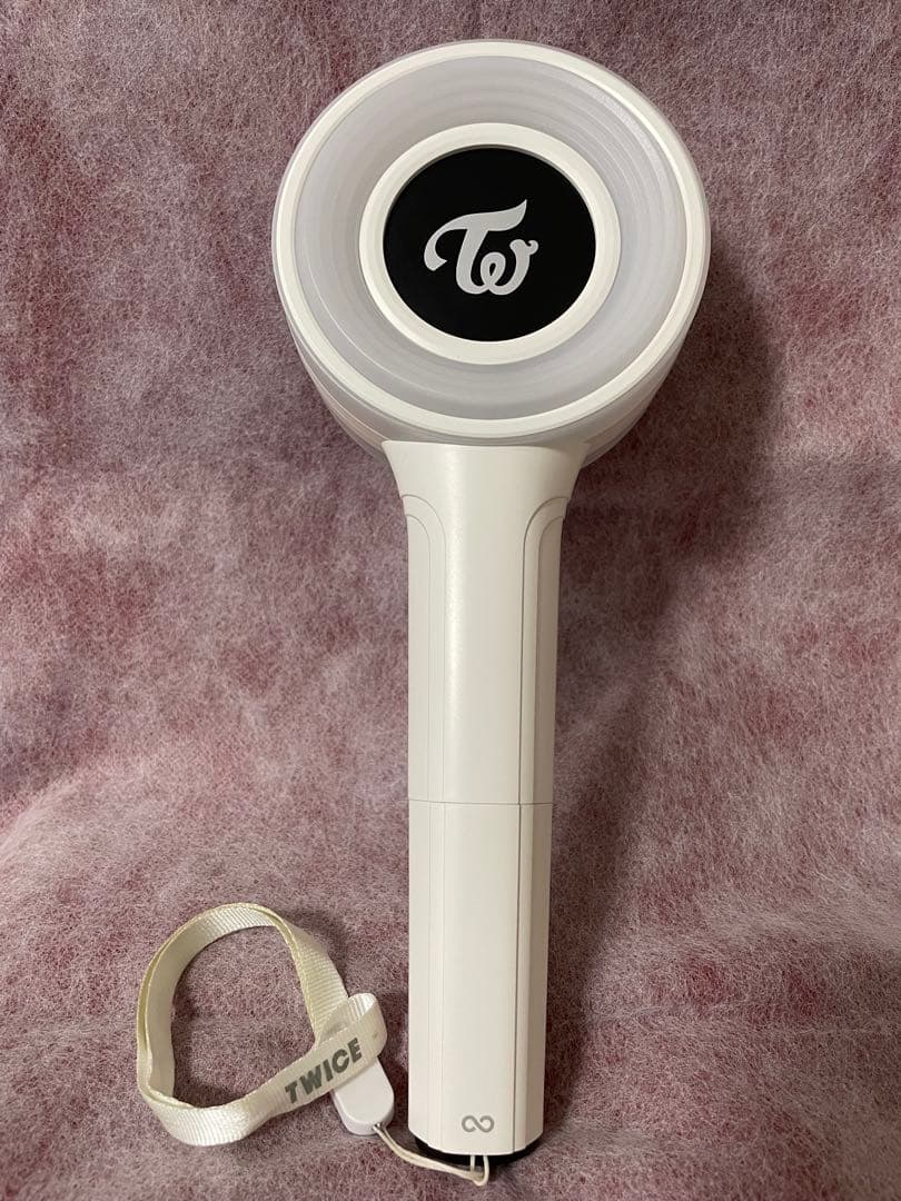 「美品」TWICE ペンライト CANDYBONG ∞
