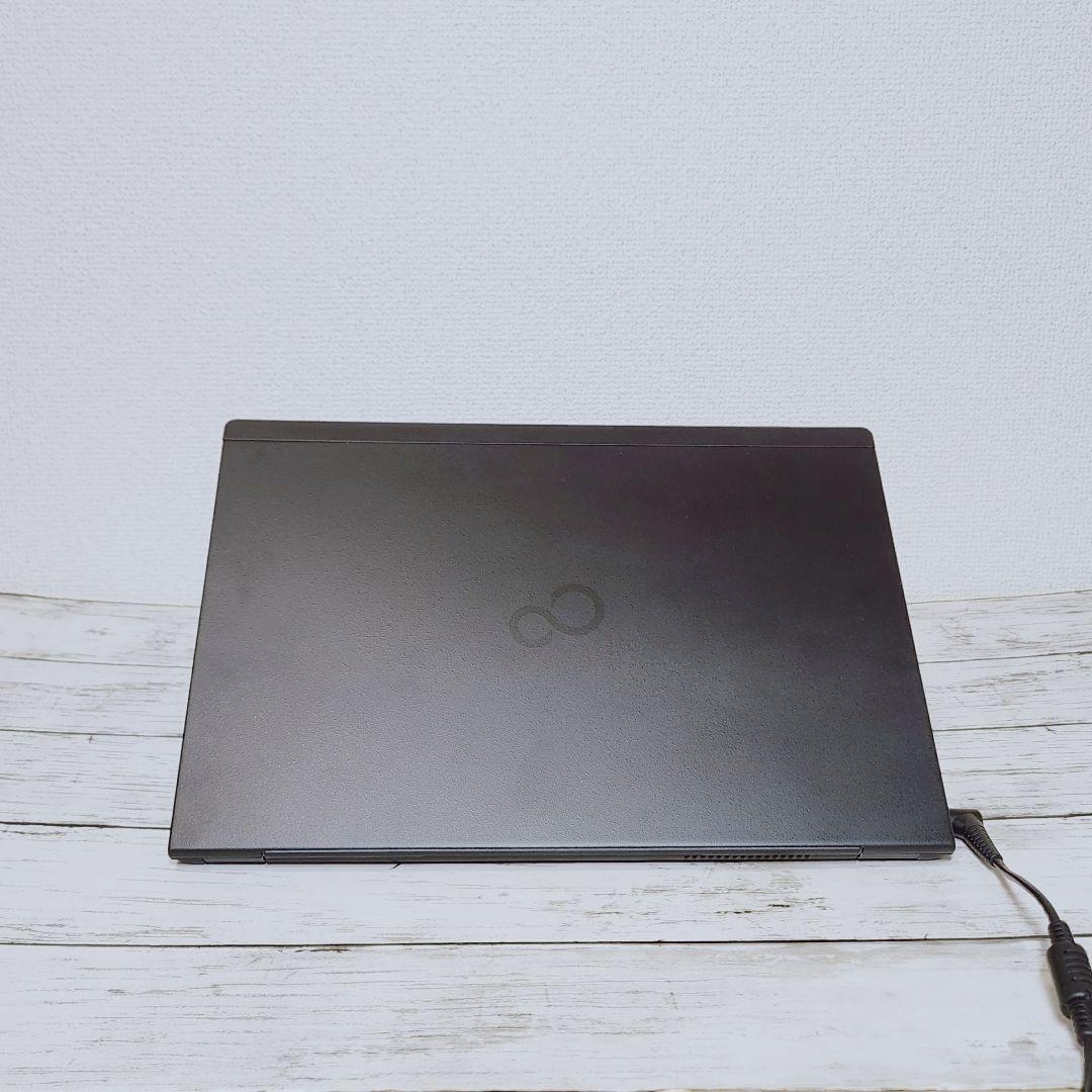 【美品】薄型軽量 13インチ コンパクト ノートパソコン SSD 在宅ワーク