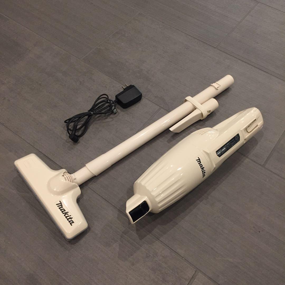Makita マキタ 充電式クリーナー CL116DWI