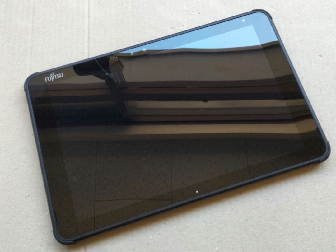 Windowsタブレット本体 ARROWS Tab Q5010/DEG Celeron 128GB