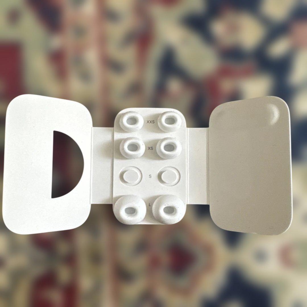 AirPods Pro 第3世代 右耳 ケース箱付きエアーポッズ プロ 右