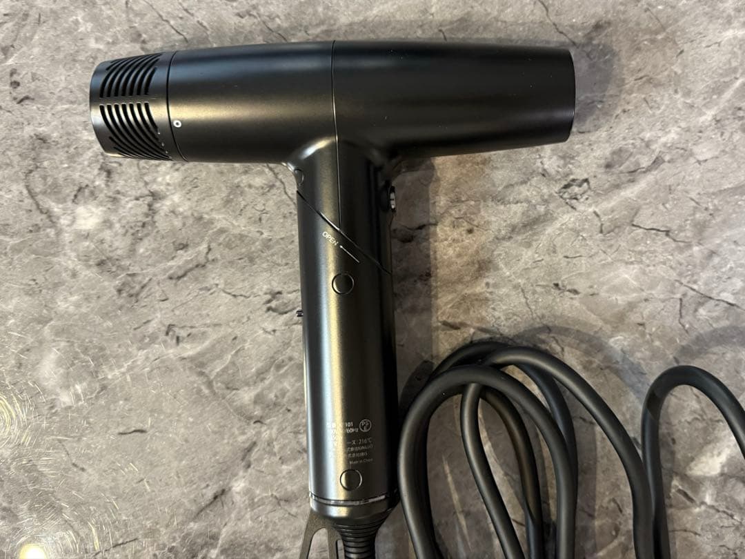 【ジャンク品】絹女 kinujo Pro ヘアドライヤー